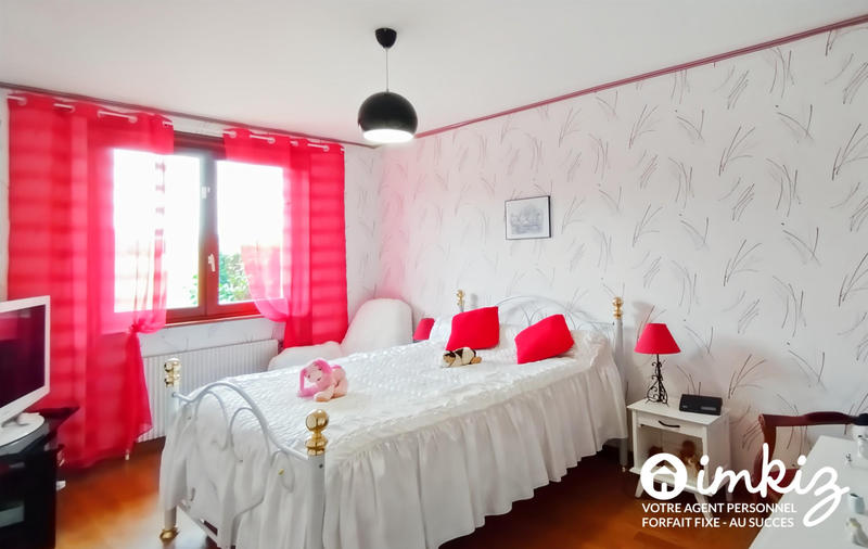 Maison - 168 m² - 7 pièces