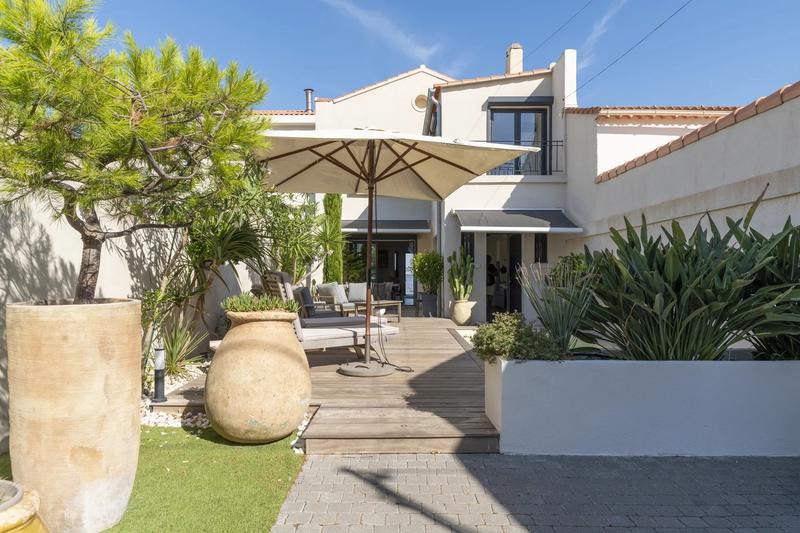 Maison - 190 m² - 4 pièces