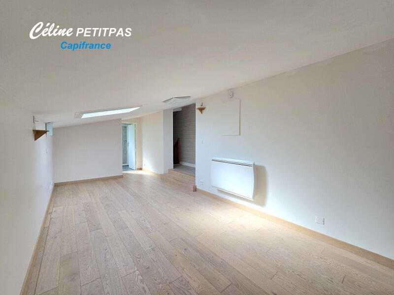 Maison - 135 m² - 7 pièces
