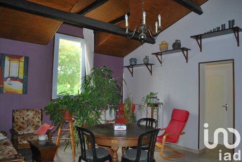 Maison - 230 m² - 11 pièces