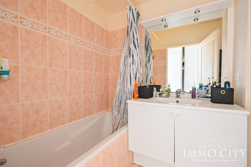 Appartement - 30 m² - 1 pièce