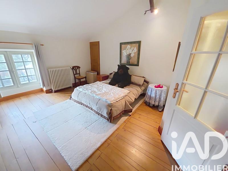 Maison - 290 m² - 8 pièces