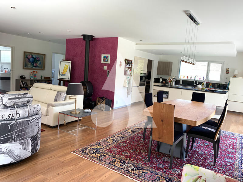 Maison - 188 m² - 5 pièces