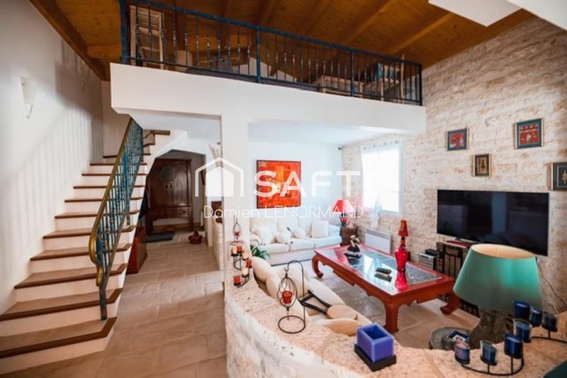 Maison - 205 m² - 6 pièces