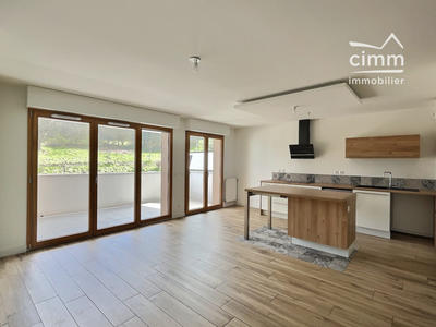 Appartement - 72 m² - 3 pièces