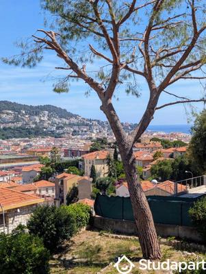 Chambre - 9 m² - 1 pièce