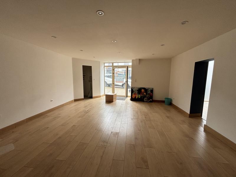 Local commercial - 120 m²