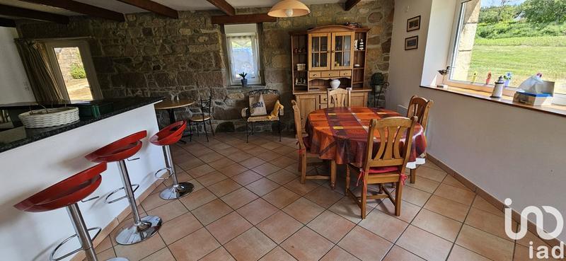 Maison - 280 m² - 5 pièces