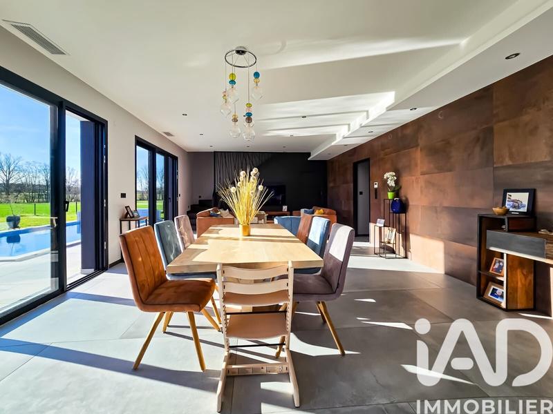 Maison de maîtres - 190 m² - 7 pièces