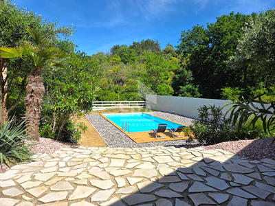 Maison - 194 m² - 6 pièces