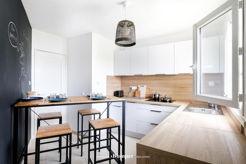 Appartement - 97 m² - 5 pièces