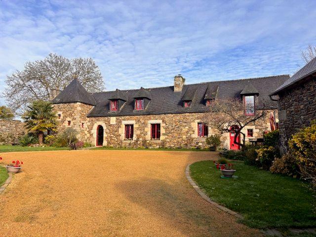 Maison - 190 m² - 5 pièces