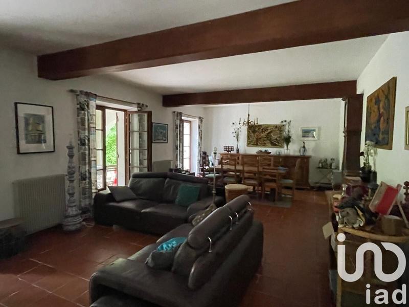 Maison - 280 m² - 10 pièces