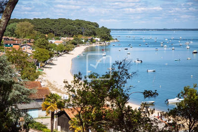 Villa - 170 m² - 8 pièces