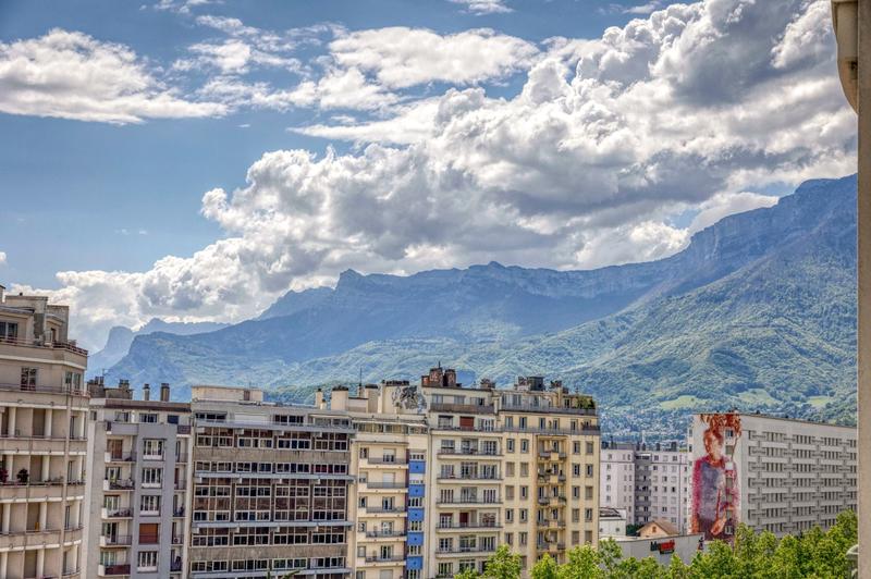 Appartement - 137 m² - 4 pièces