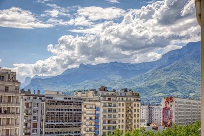 Appartement - 137 m² - 4 pièces