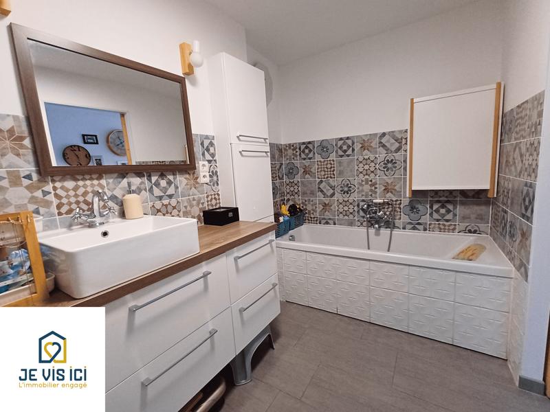 Maison - 95 m² - 4 pièces