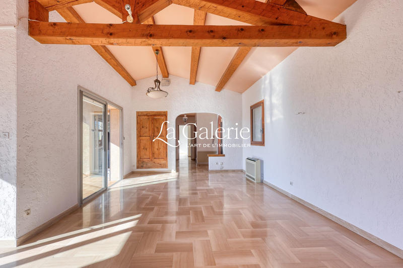 Villa - 153 m² - 5 pièces