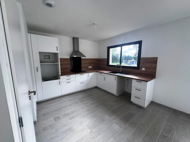 Maison - 85 m² - 3 pièces