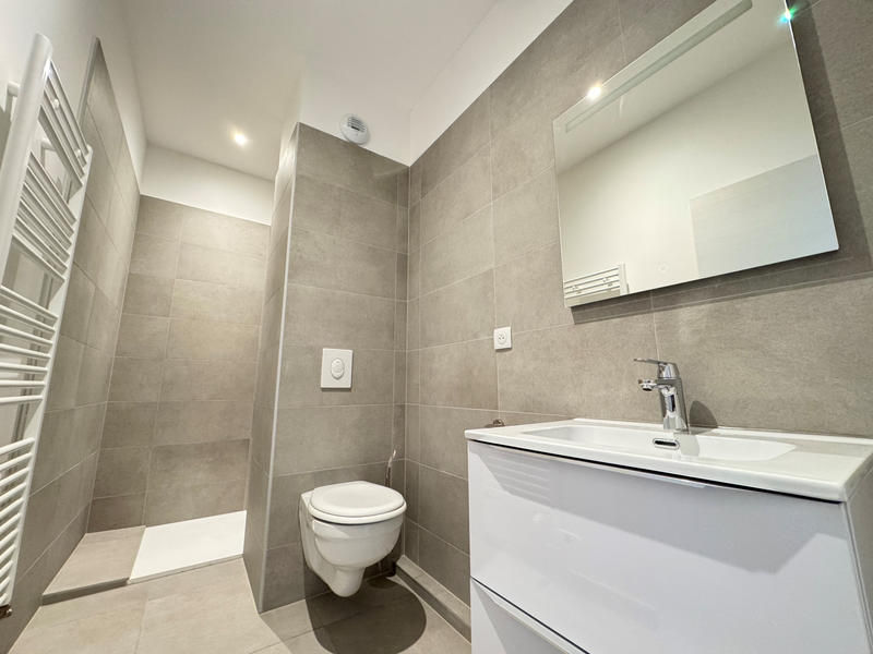 Appartement - 84 m² - 4 pièces