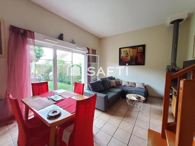 Maison - 93 m² - 5 pièces