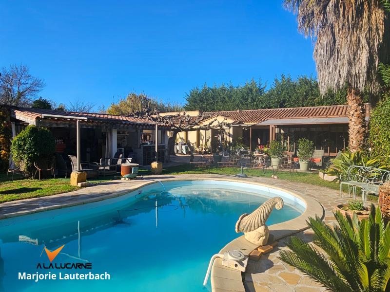 Maison de campagne - 250 m² - 7 pièces