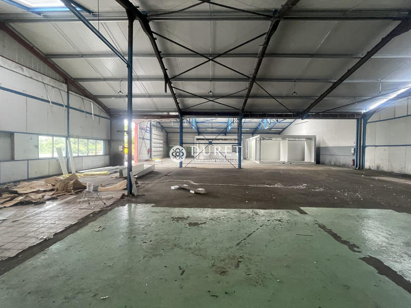 Local d'activités - 1 400 m²