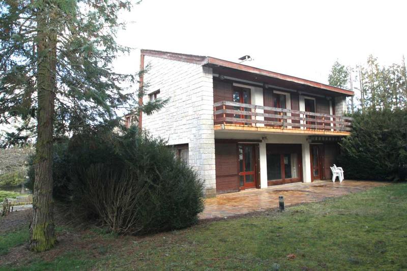 Maison - 272 m² - 11 pièces