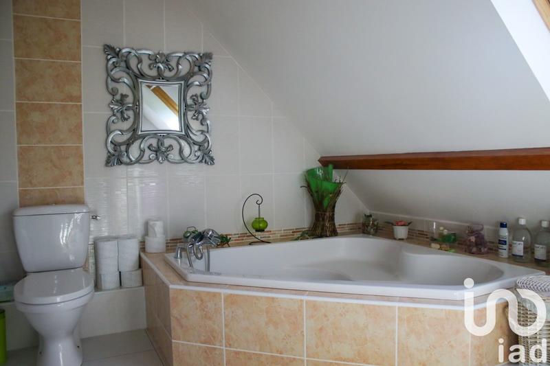 Maison - 257 m² - 8 pièces