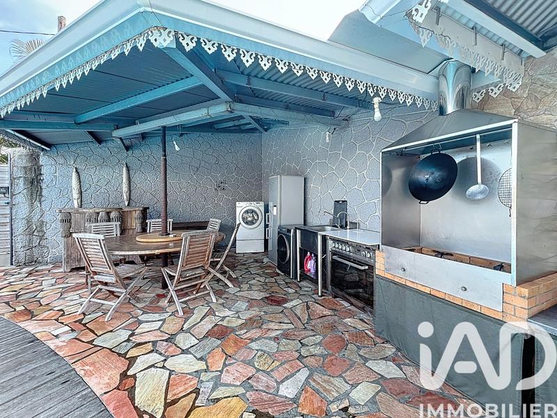 Maison - 200 m² - 7 pièces