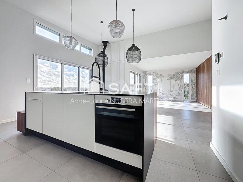 Villa - 128 m² - 6 pièces