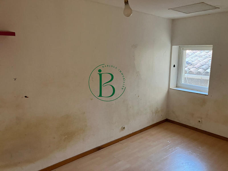 Maison - 203 m² - 7 pièces