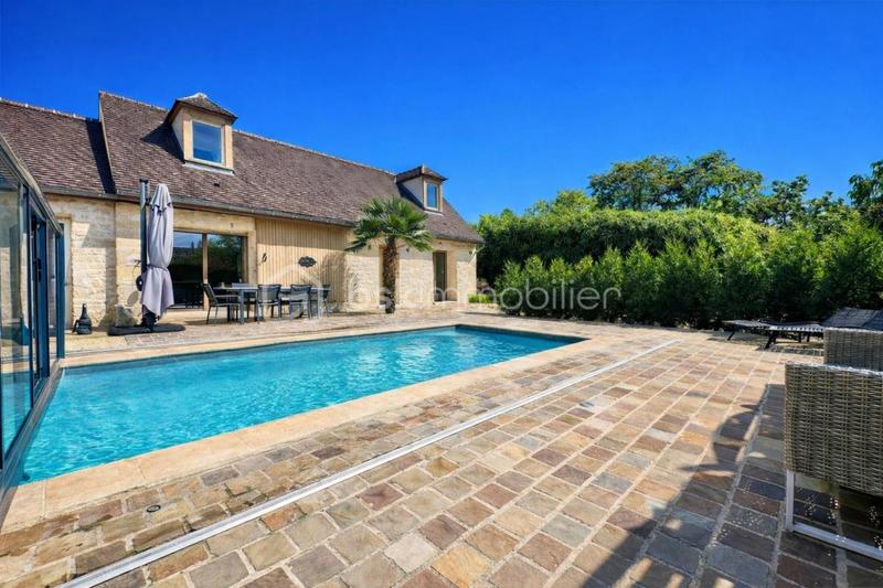 Maison en pierre - 110 m² - 5 pièces