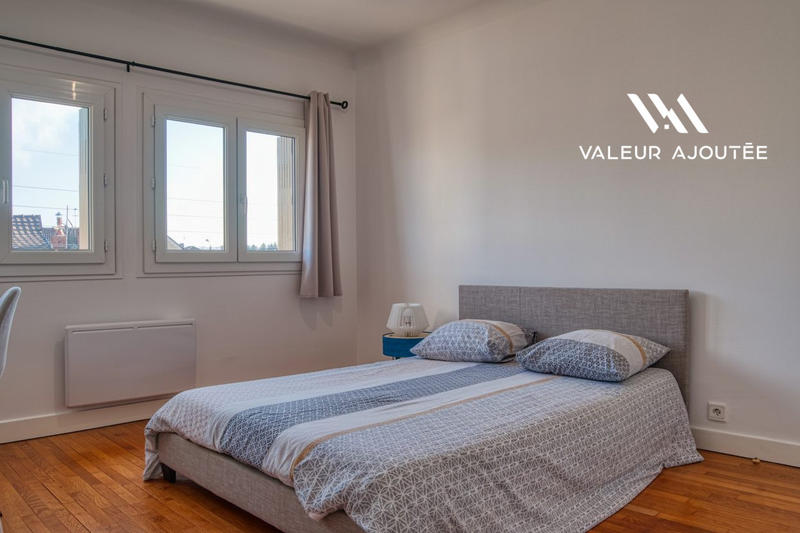 Maison - 107 m² - 6 pièces