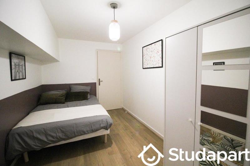 Chambre - 12 m² - 1 pièce