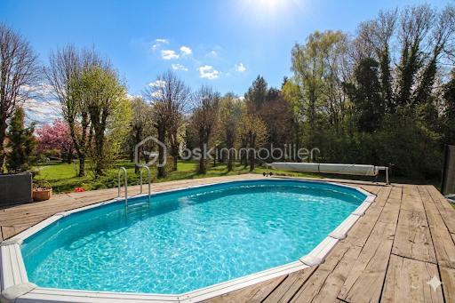 Maison - 168 m² - 7 pièces