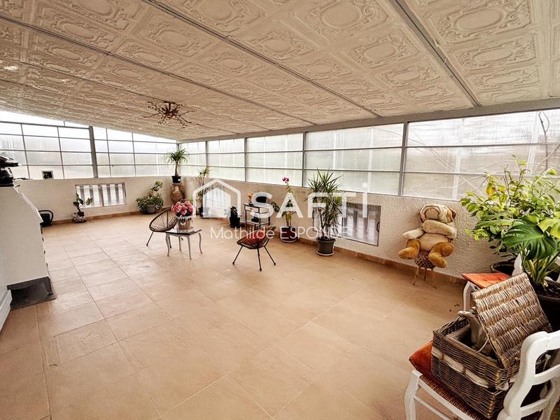 Maison - 205 m² - 6 pièces