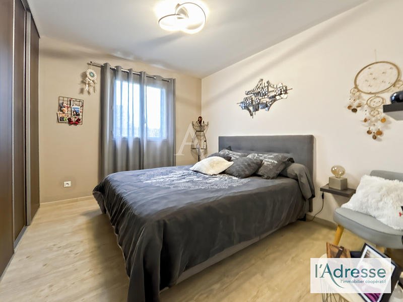 Maison - 105 m² - 5 pièces