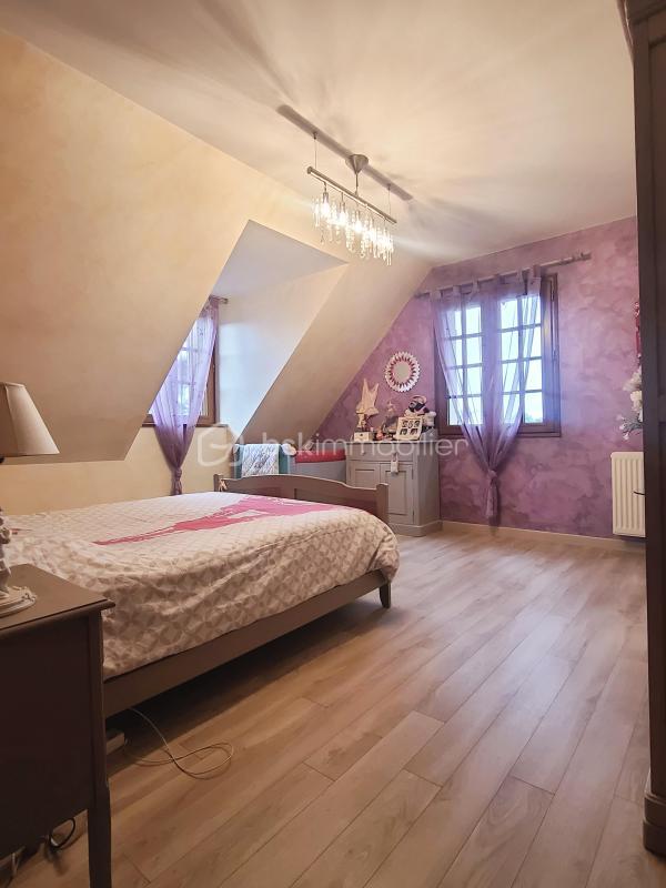 Maison - 306 m² - 8 pièces