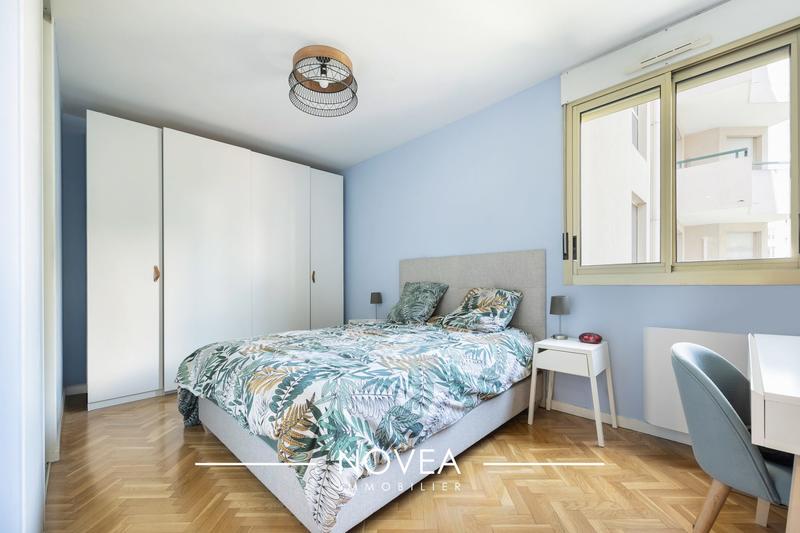 Appartement - 85 m² - 3 pièces