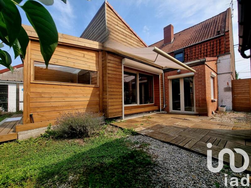 Maison - 140 m² - 7 pièces