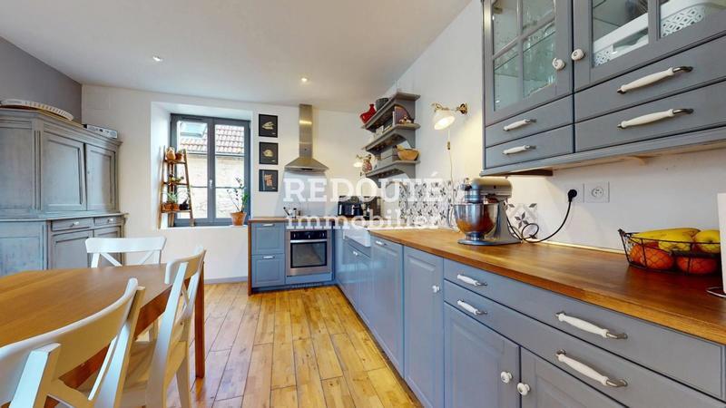 Maison en pierre - 130 m² - 5 pièces