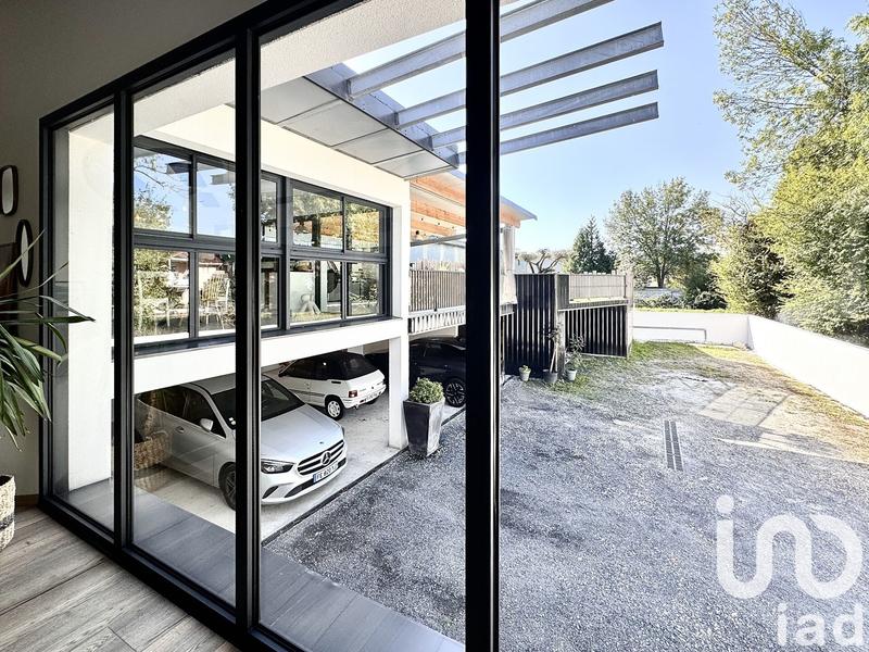 Maison - 293 m² - 6 pièces