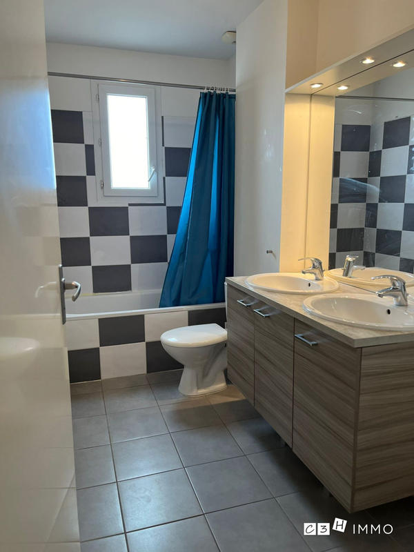 Maison - 81 m² - 4 pièces