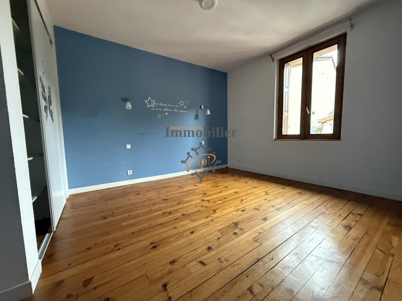 Appartement - 136 m² - 4 pièces