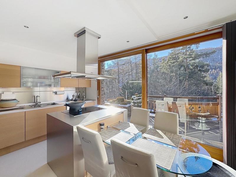 Châlet - 380 m² - 8 pièces