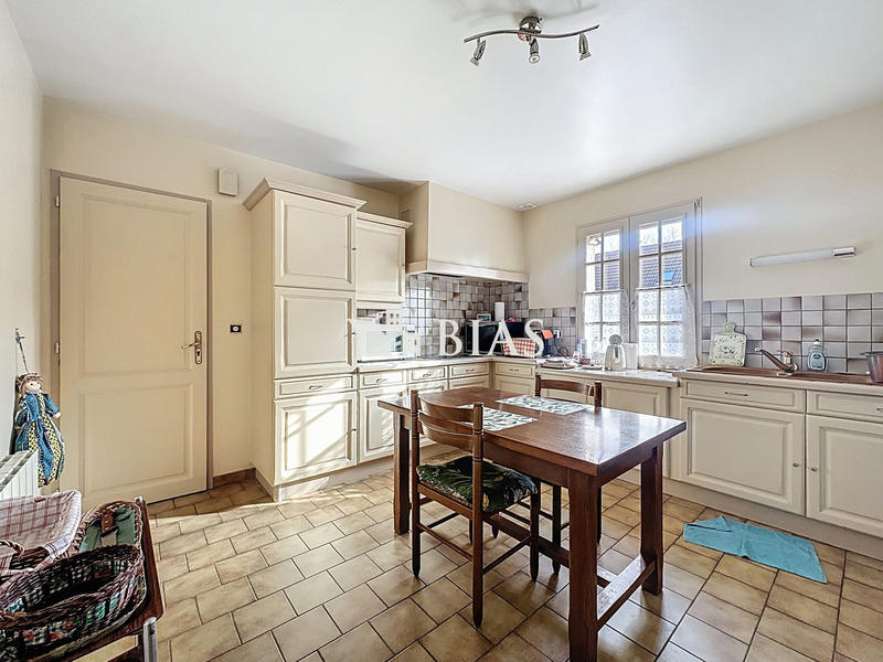 Maison - 141 m² - 6 pièces