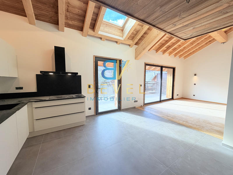Duplex - 103 m² - 4 pièces