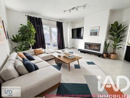 Maison - 166 m² - 8 pièces