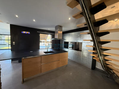 Villa - 163 m² - 5 pièces